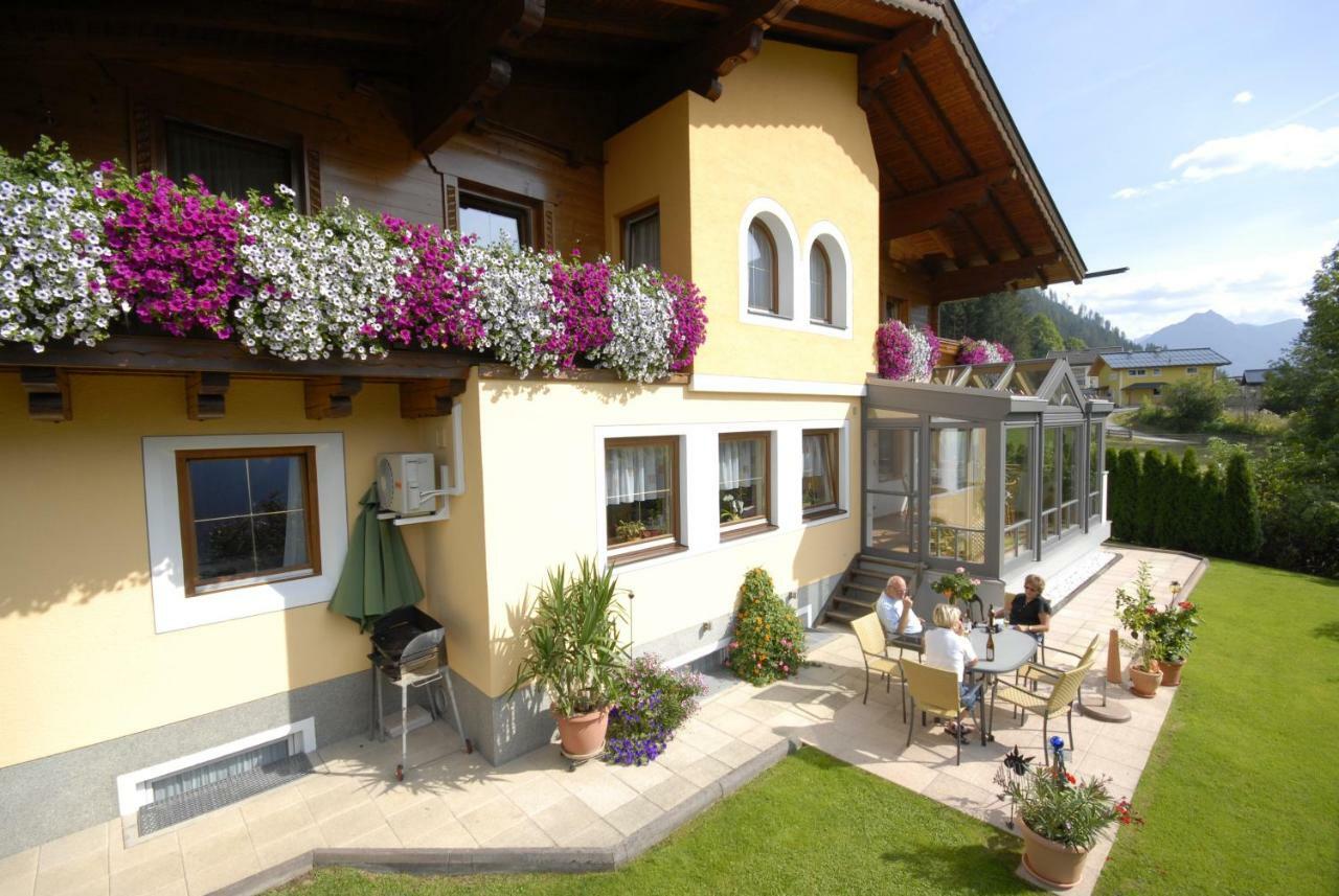 Haus Silvia Hotel Flachau Exterior photo